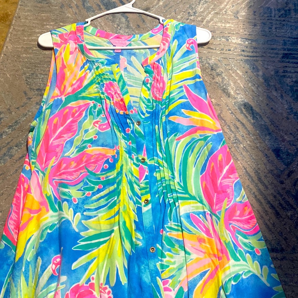 Lilly Pulitzer womens size Large button up shirt